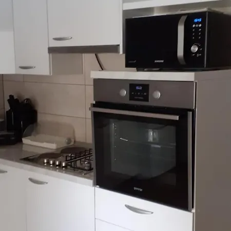 Daire Kuca Za Odmor Veronika Klobuk