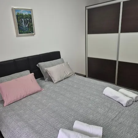 Daire Kuca Za Odmor Veronika *