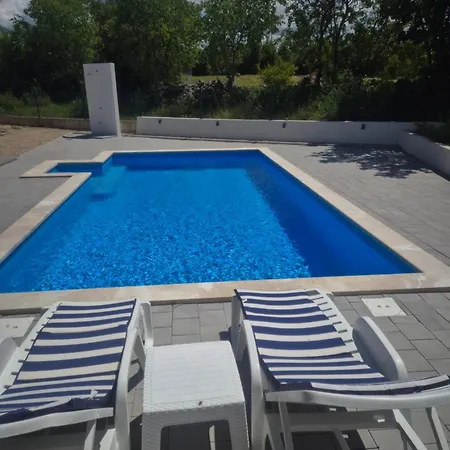 Kuca Za Odmor Veronika * Klobuk