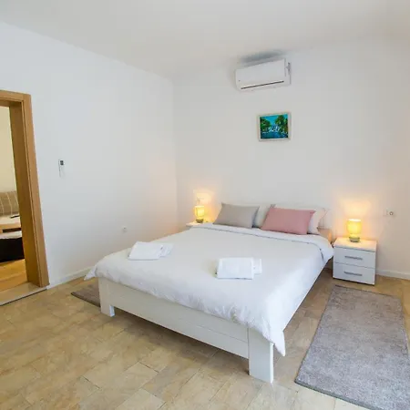 Appartement Kuca Za Odmor Veronika Klobuk